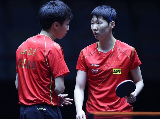 策略更加 策略更加