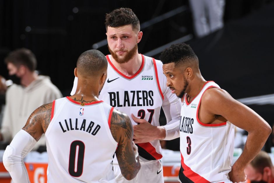 扰接球而偏 扰接球而偏